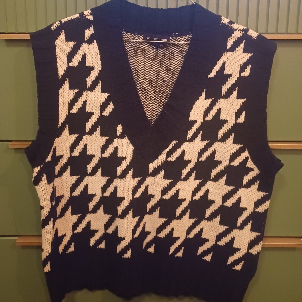 Black and white houndstooth sweater vest